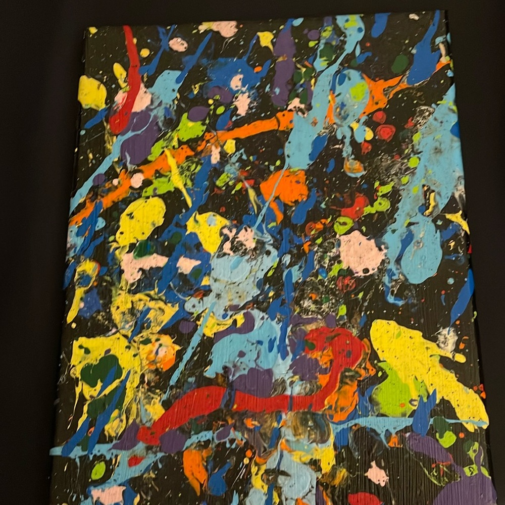 Acrylic paint with pour